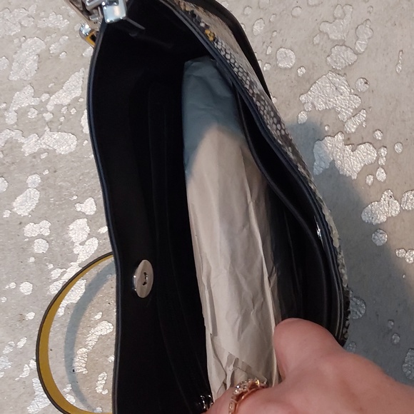 NWT Snakeskin print Calvin Klein Satchel - Picture 5 of 6